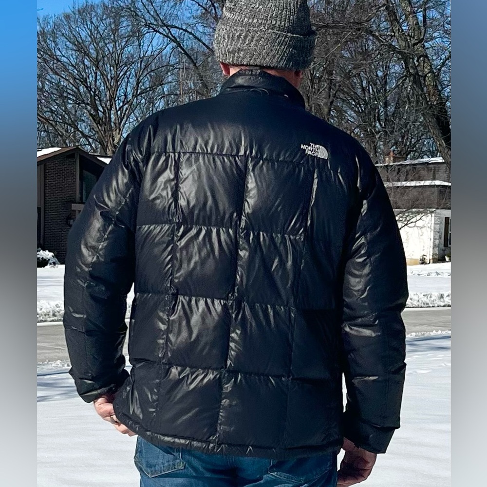 The North Face 550 Men’s Vintage 90’s Puffer Down Jacket